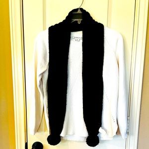 UGG Australia winter Scarf. Black color Adult 58” long